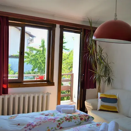 Casa de hóspedes Sema 3*
